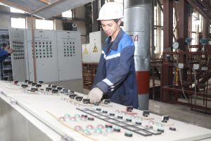 Аким Восточно-Казахстанской области Ермек Кошербаев ознакомился с ходом ремонтных работ на Риддер ТЭЦ